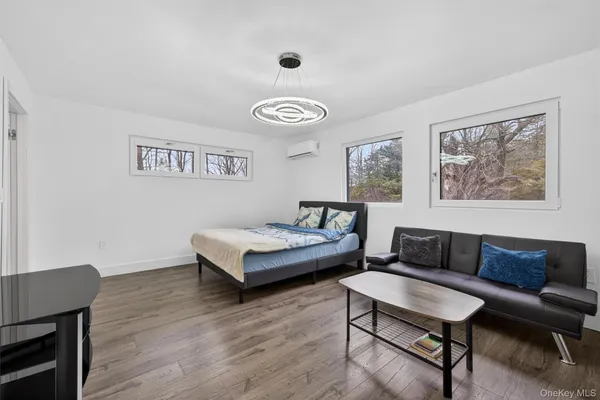 $1,750,000 | 41 Sand Hill Lane, Florida, NY 10921