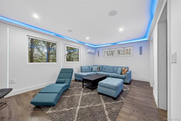 $1,750,000 | 41 Sand Hill Lane, Florida, NY 10921