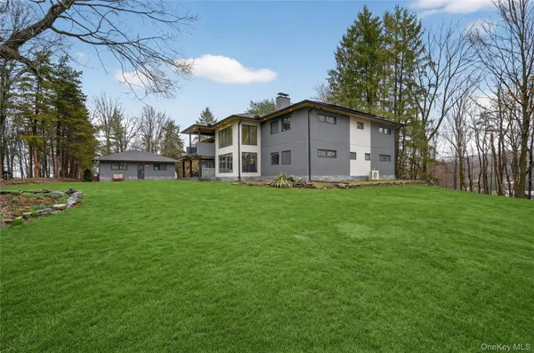 $1,750,000 | 41 Sand Hill Lane, Florida, NY 10921
