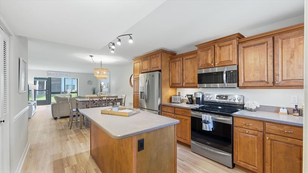 1640 Stickney Point Road, Unit 40101 Sarasota, FL 34231 - Photo 9 of 38 Gallery Image 9