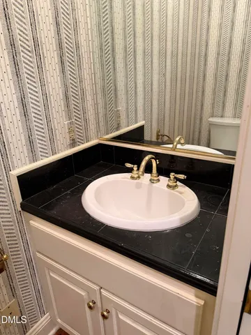 $675,000 | 173 Park Circle, Faison, NC 28341