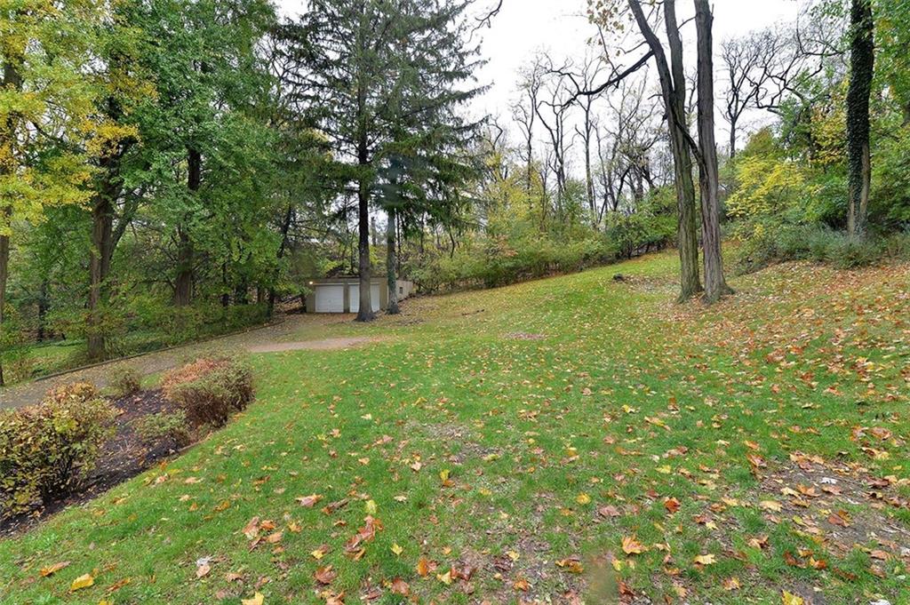 221 Woodside Road Pittsburgh, PA 15221 - Photo 3 of 19 Gallery Image 3