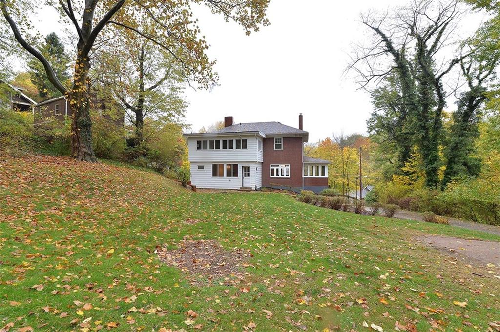 221 Woodside Road Pittsburgh, PA 15221 - Photo 4 of 19 Gallery Image 4