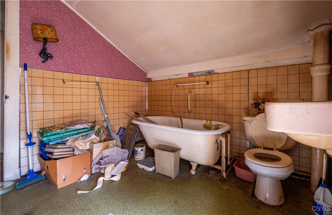 39 Ward Street Little Falls, NY 13365 - Photo 27 of 37