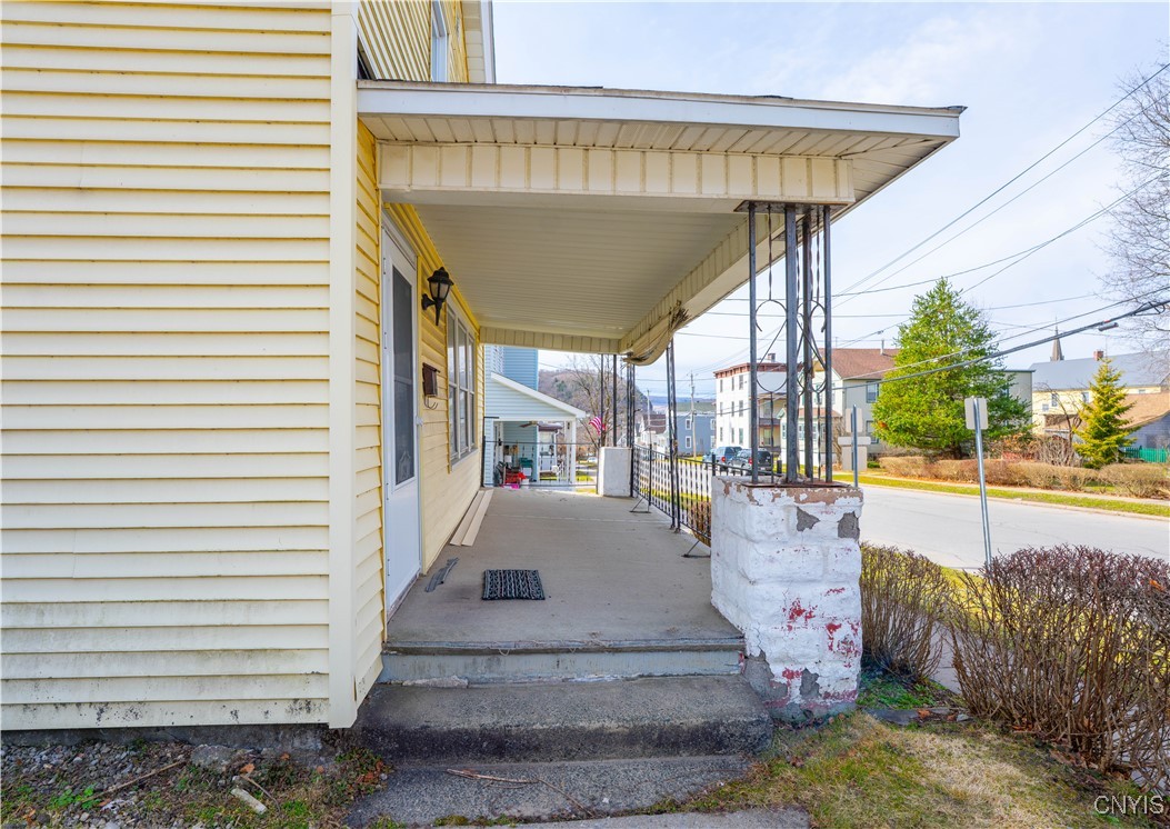 39 Ward Street Little Falls, NY 13365 - Photo 4 of 37