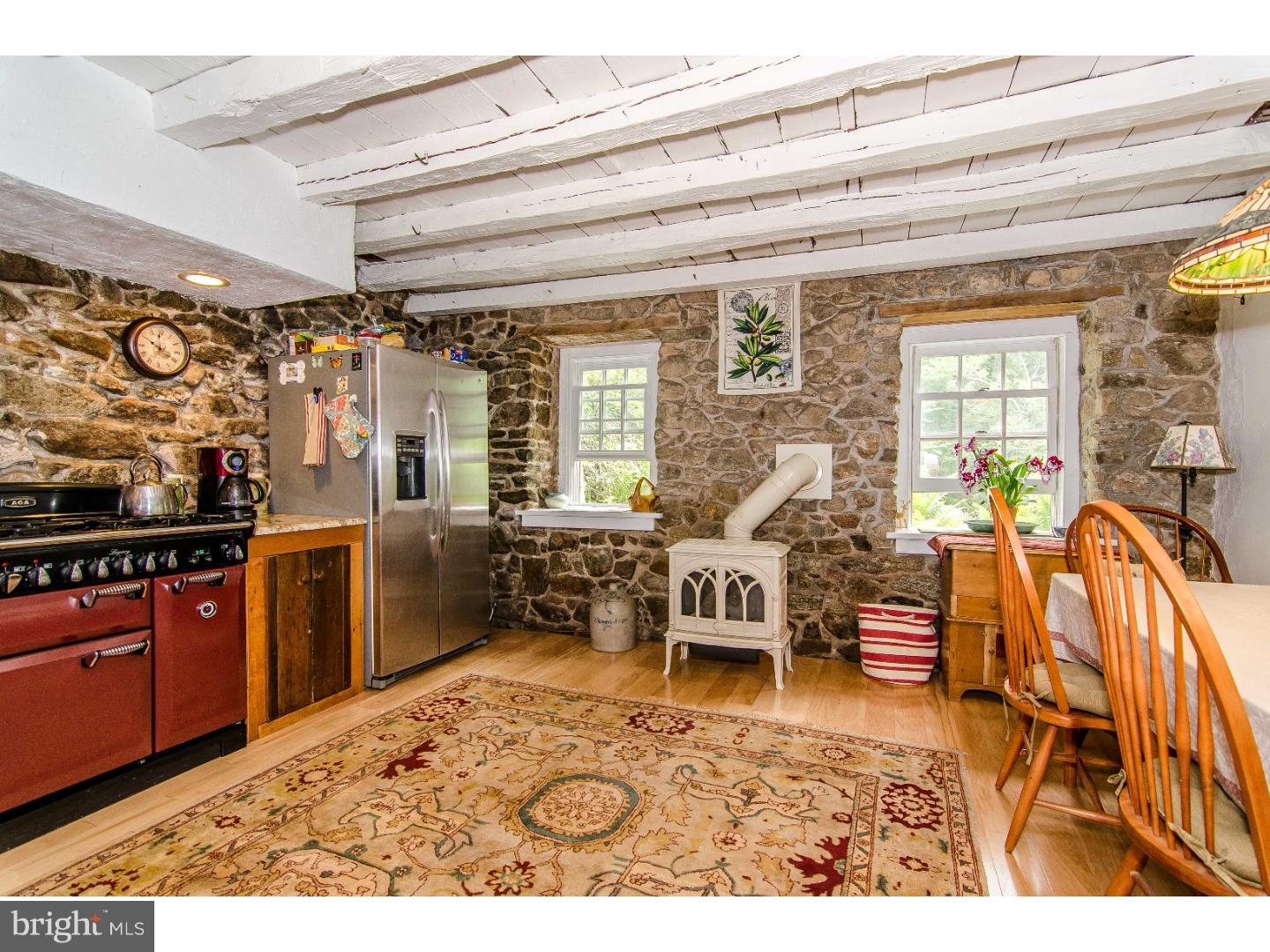 1682 Hilltop Road Spring City, PA 19475 - Photo 4 of 25 Kitchen