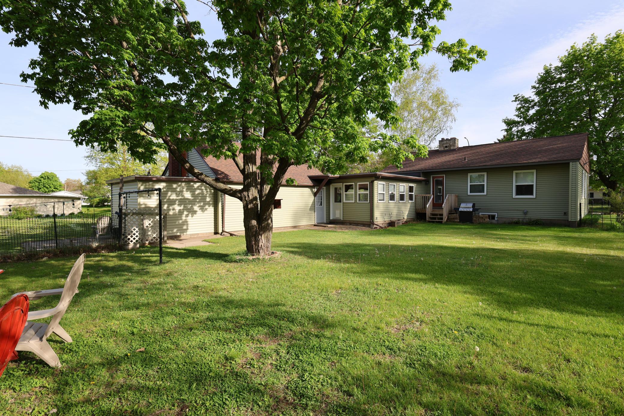 708 3rd Street Pepin, WI 54759 - Photo 6 of 51