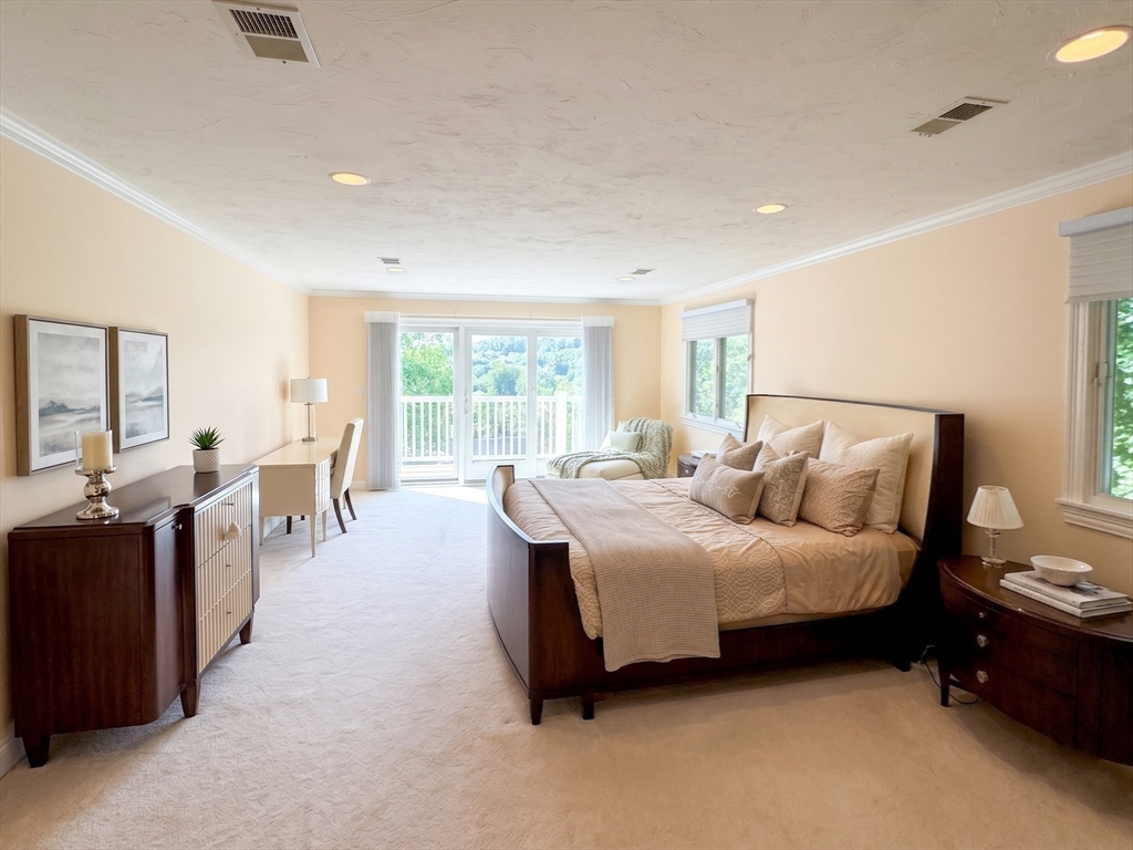 75 Huntington Road Newton, MA 02458 - Photo 11 of 18