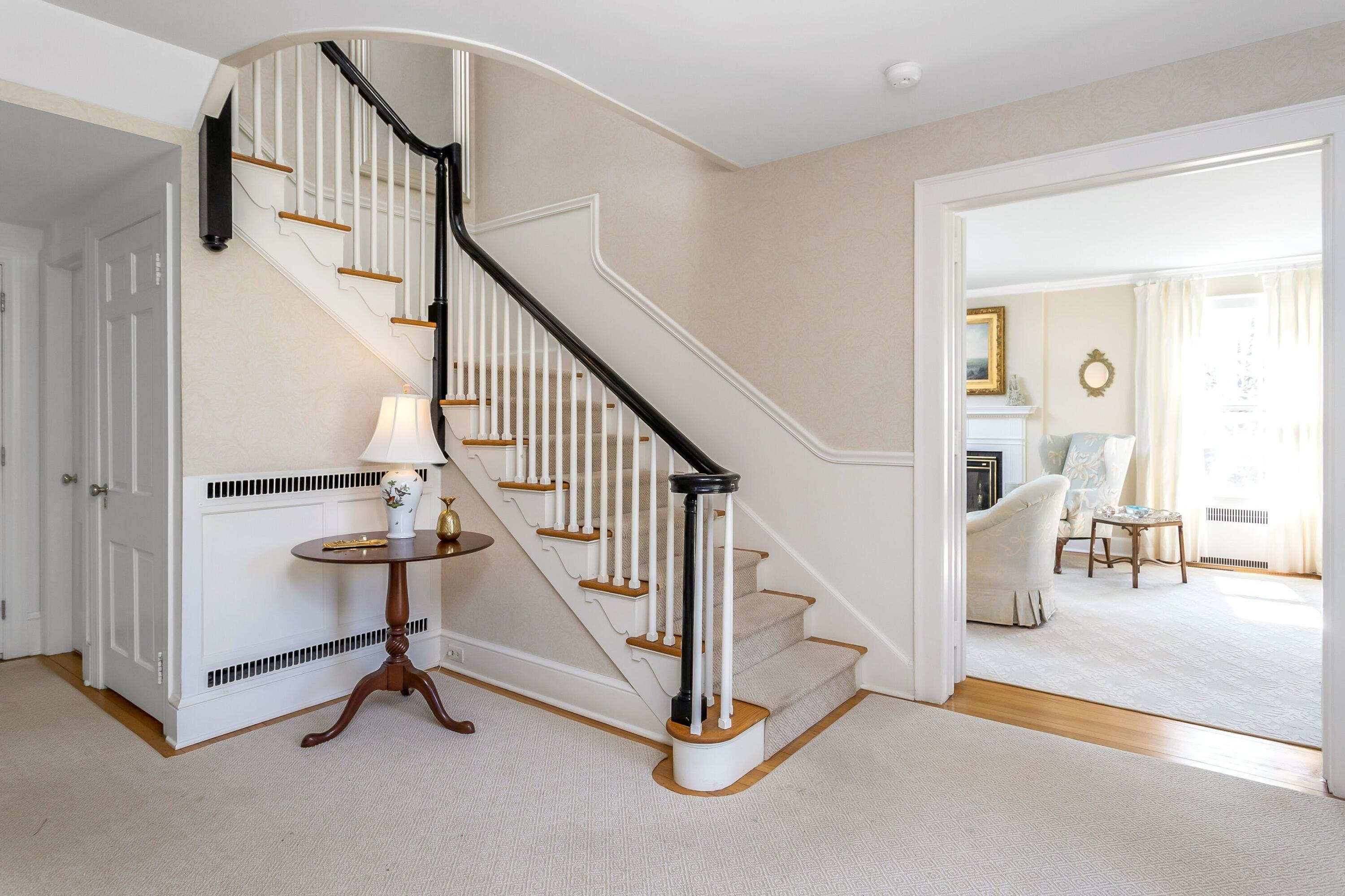 40 Birch Road Darien, CT 06820 - Photo 3 of 27 a view of entryway and hall