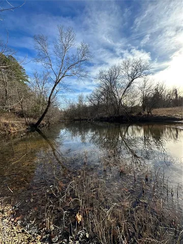 $802,500 | 4883 Forest Road 4883, Doniphan, MO 63935