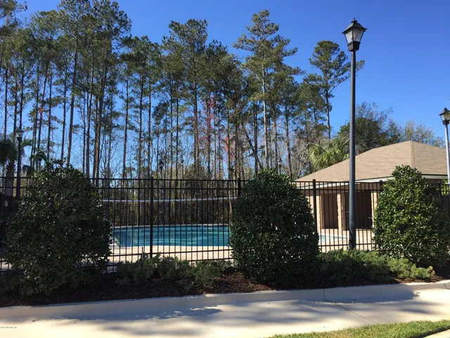 $1,395 | 7920 Merrill Road, Unit 2016, Jacksonville, FL 32277