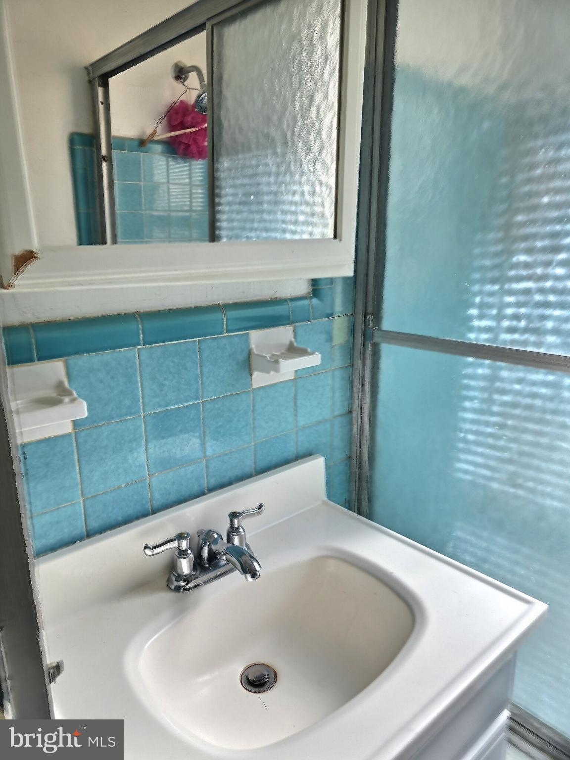 2040 31st Place Southeast Washington, DC 20020 - Photo 11 of 24 Bright and inviting bathroom oasis.