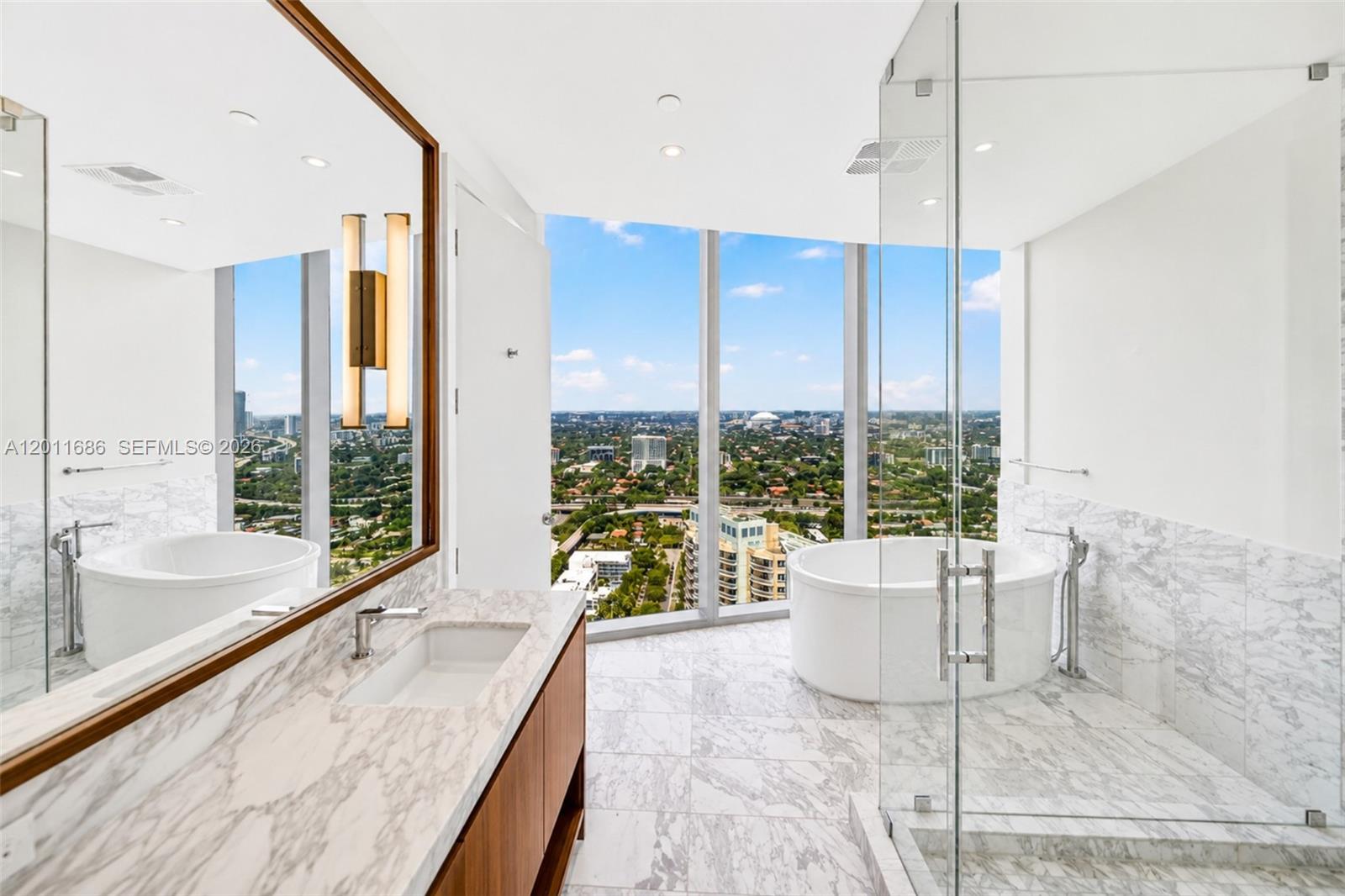 175 Southeast 25th Road, Unit 3303 Miami, FL 33129 - Photo 10 of 27