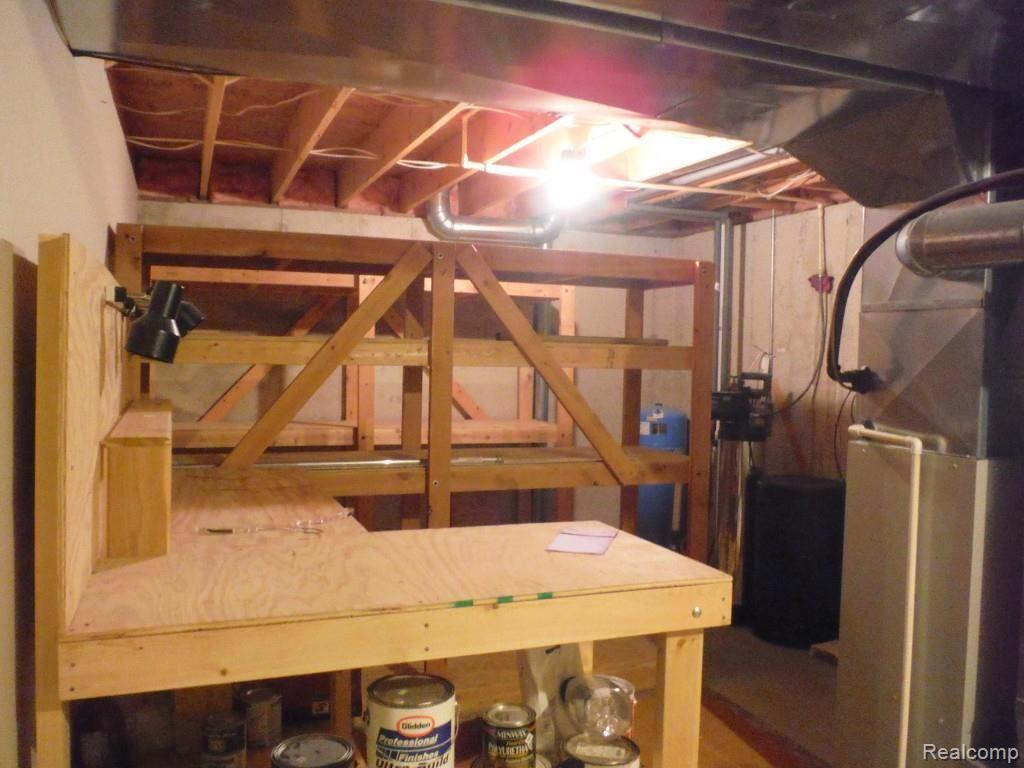 2377 Patterson Lk Road Pinckney, MI 48169 - Photo 19 of 26 basement3.jpg