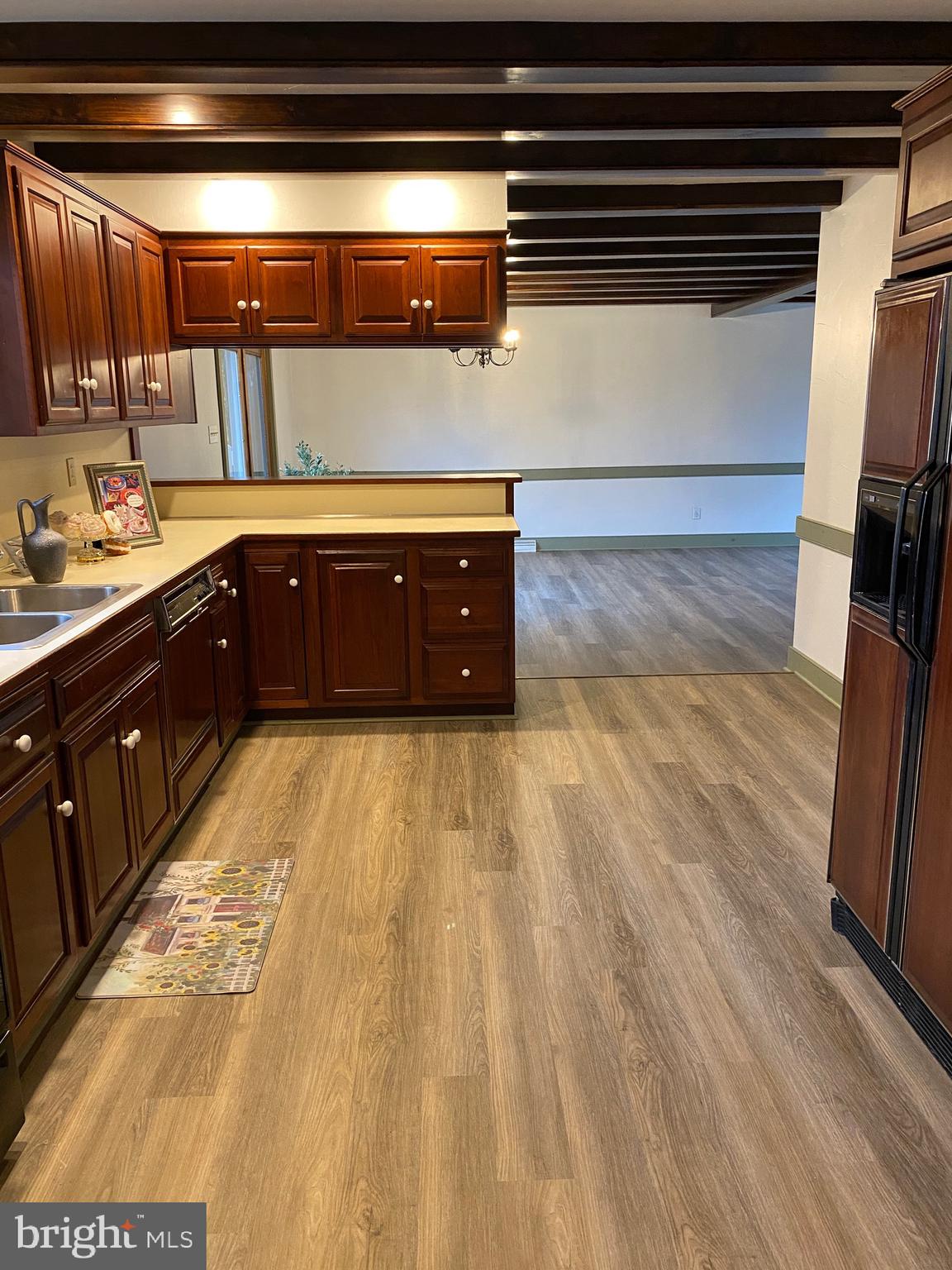 45 Clay Slate Road Oley, PA 19547 - Photo 18 of 37 Kitchen