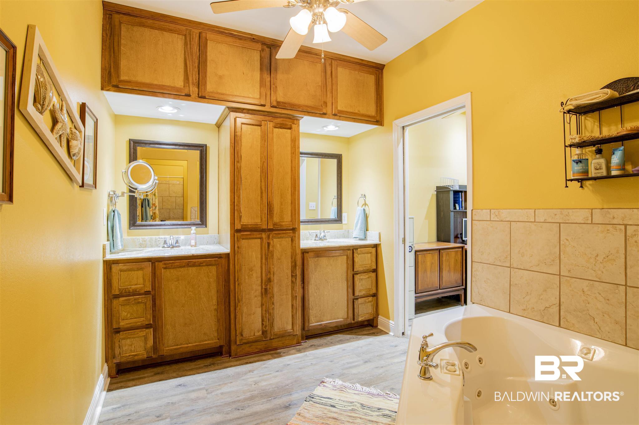 329 West Fort Morgan Road Gulf Shores, AL 36542 - Photo 10 of 26 Primary Bathroom