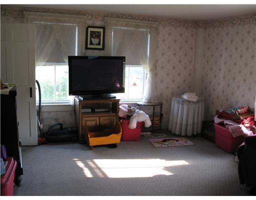 85 Farrington Road Jay, ME 04239 - Photo 11 of 12 Living Room.