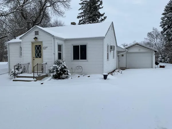 $135,000 | 2085 2nd Street, Lake Park, MN 56554