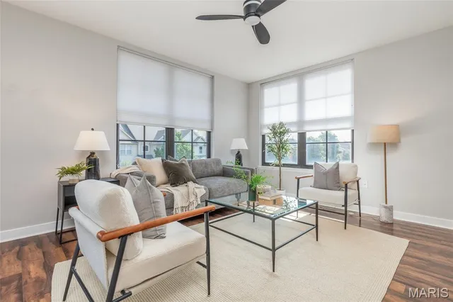 $279,900 | 4256 Olive Street, Unit 4256, St. Louis, MO 63108