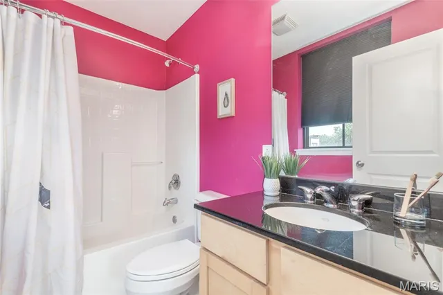 $279,900 | 4256 Olive Street, Unit 4256, St. Louis, MO 63108