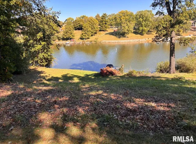 $86,000 | 15720 East Kenabeck Trail, Cuba, IL 61427