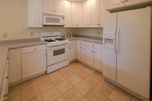 $400,000 | 60 Spaulding Road, Unit J1, Cavendish, VT 05153