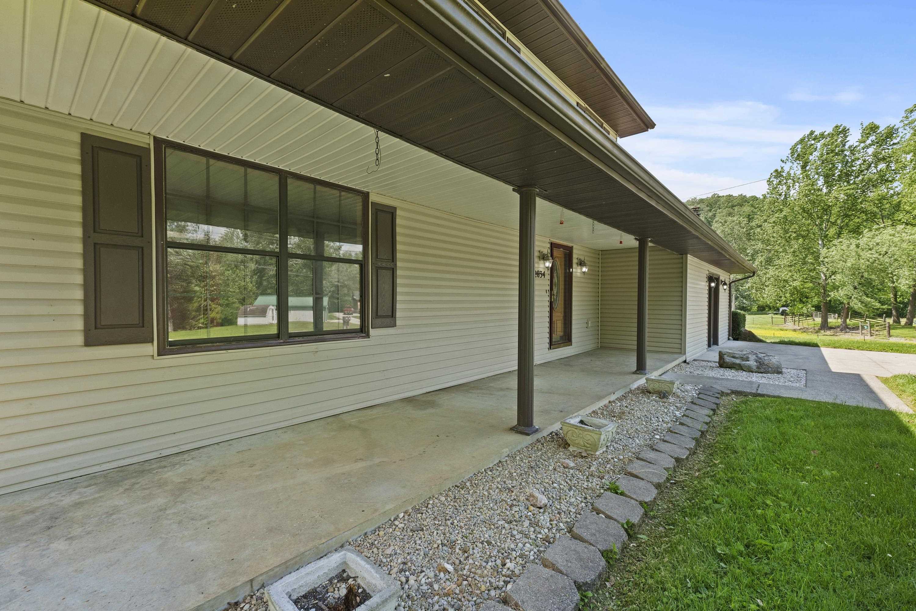 12034 Meade Springer Road Ashland, KY 41102 - Photo 8 of 41 Gallery Image 8