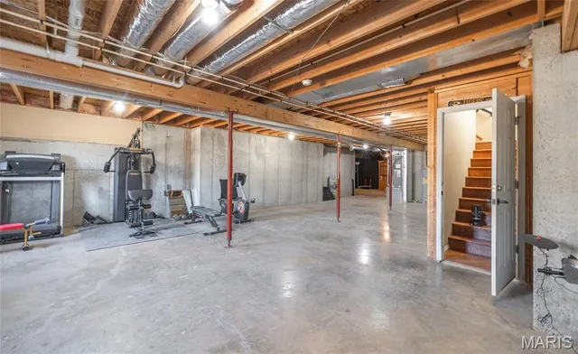 $320,000 | 37118 Willow Road, Plato, MO 65552