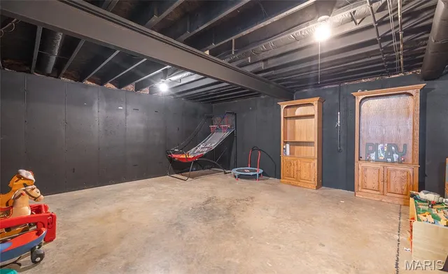 $320,000 | 37118 Willow Road, Plato, MO 65552