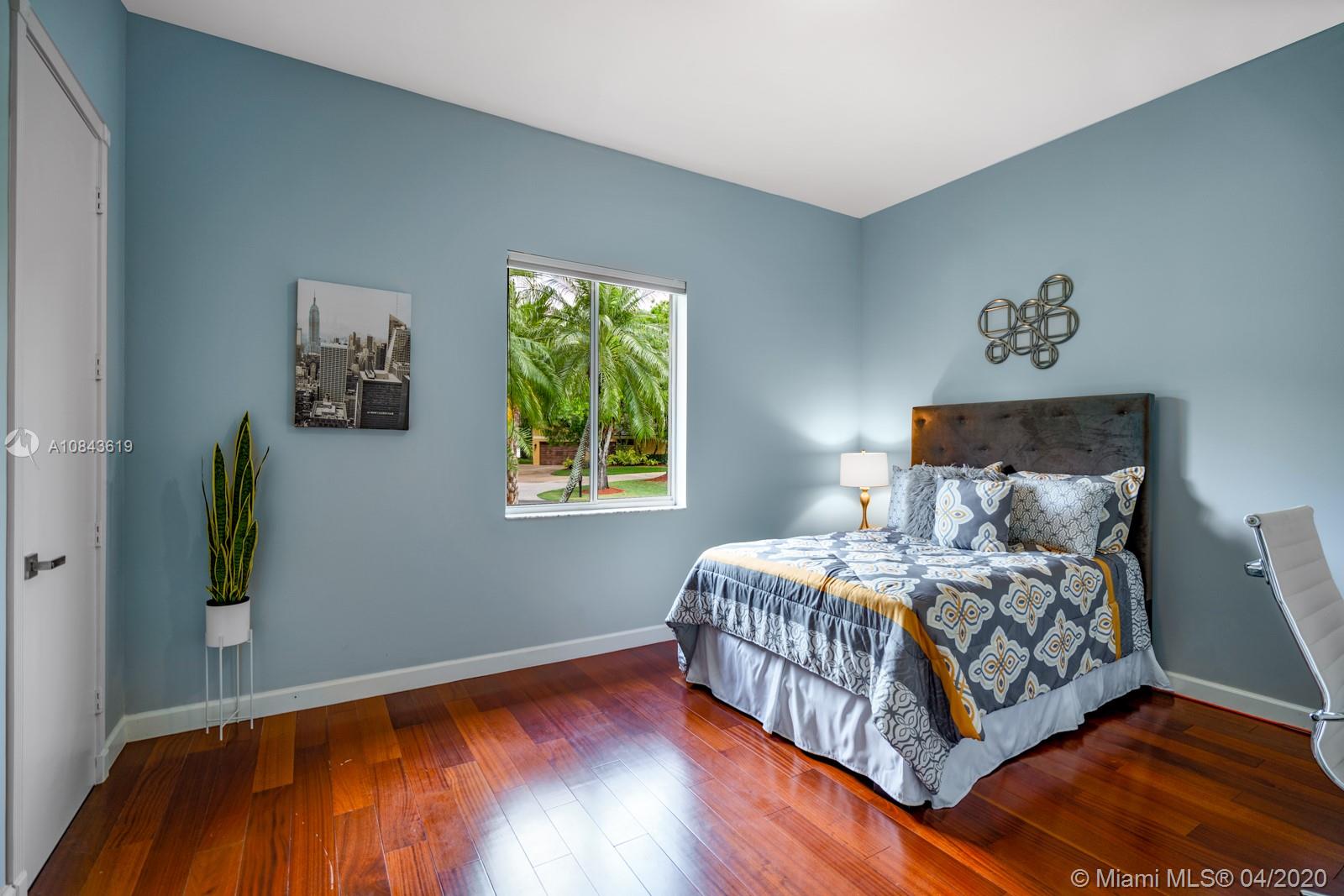 2725 Windmill Ranch Road Weston, FL 33331 - Photo 31 of 42 Guest Bedroom