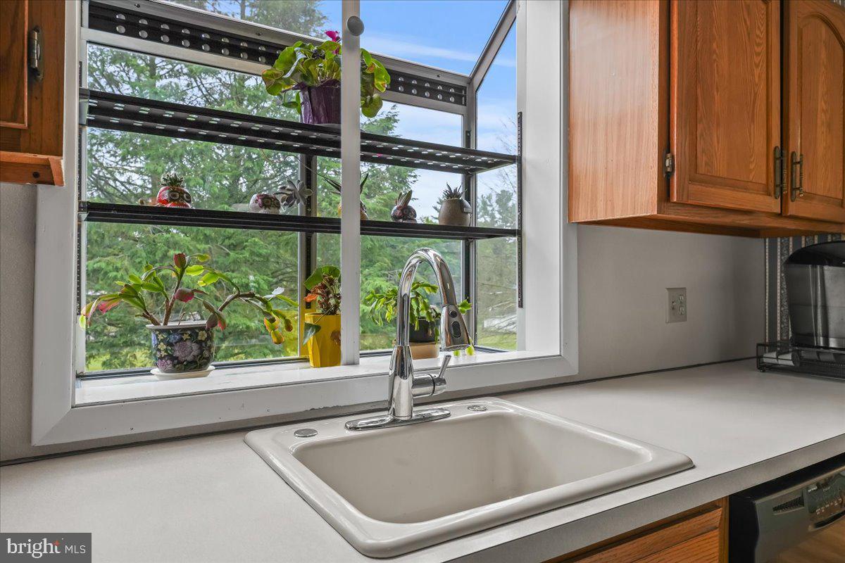 19 West Upper Ferry Road Ewing, NJ 08628 - Photo 15 of 43 Kitchen