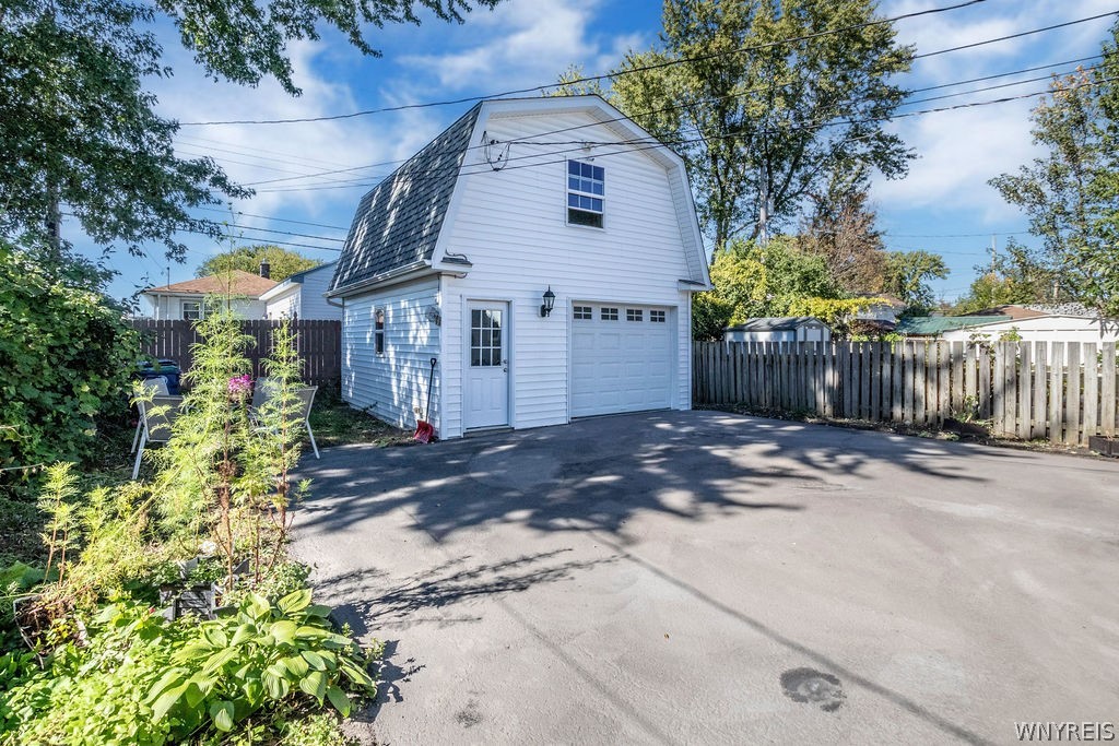 820 Sweet Home Road Amherst, NY 14226 - Photo 5 of 49 Gallery Image 5