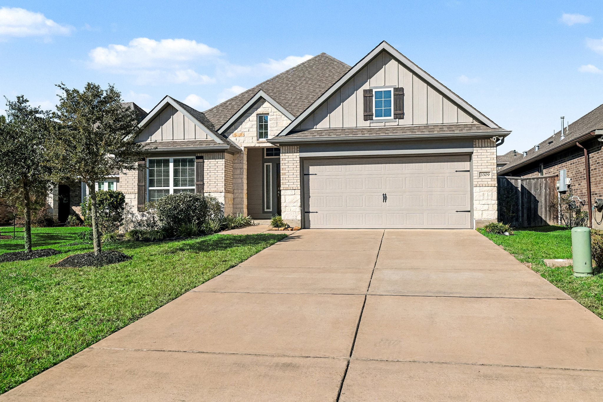 3309 Rolling View Court Conroe, TX 77301 - Photo 2 of 27 This remarkable home offers 4 beds, 3 baths, a 2-car garage, and more!