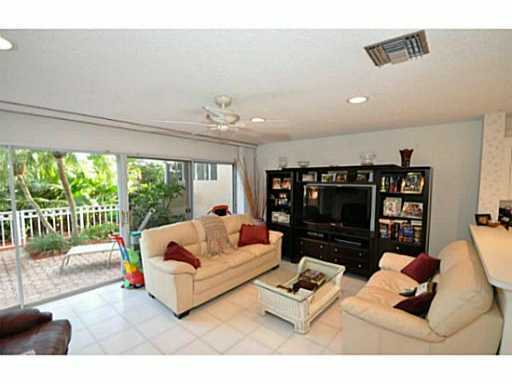 5018 Windsor Parke Drive Boca Raton, FL 33496 - Photo 5 of 25 Additional Photo