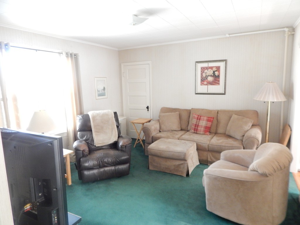 232 Mt Pleasant Street Fall River, MA 02720 - Photo 12 of 14