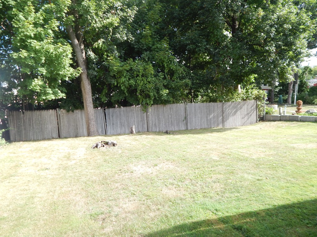 232 Mt Pleasant Street Fall River, MA 02720 - Photo 5 of 14