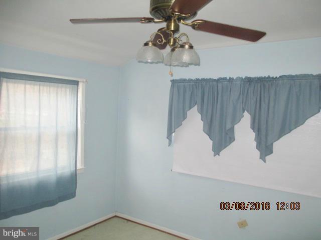 4412 Scotia Road Baltimore, MD 21227 - Photo 8 of 17 Bedroom