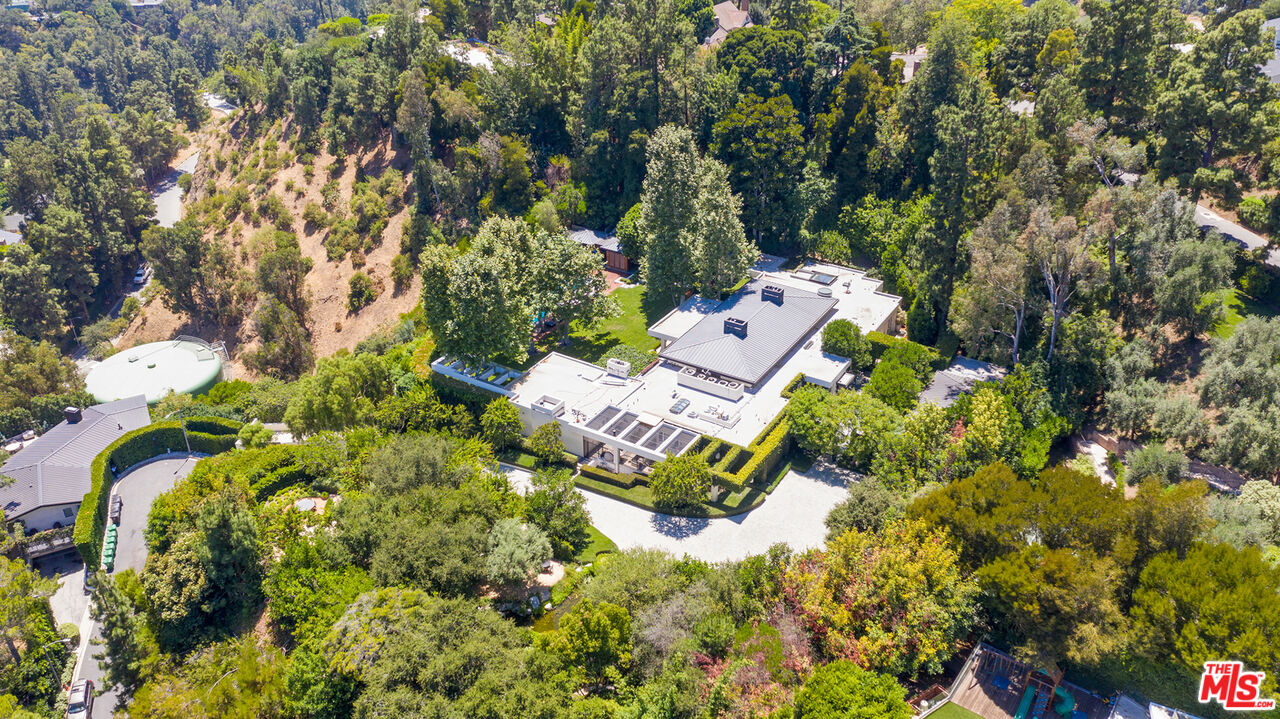 1192 Cabrillo Drive Beverly Hills, CA 90210 - Photo 41 of 43