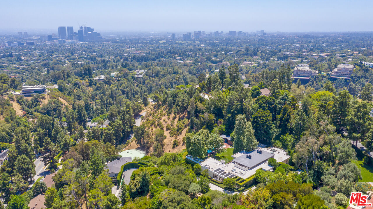 1192 Cabrillo Drive Beverly Hills, CA 90210 - Photo 43 of 43 an aerial view of residential houses with city view