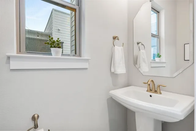 $895,000 | 4529 Berkman Drive, Austin, TX 78723