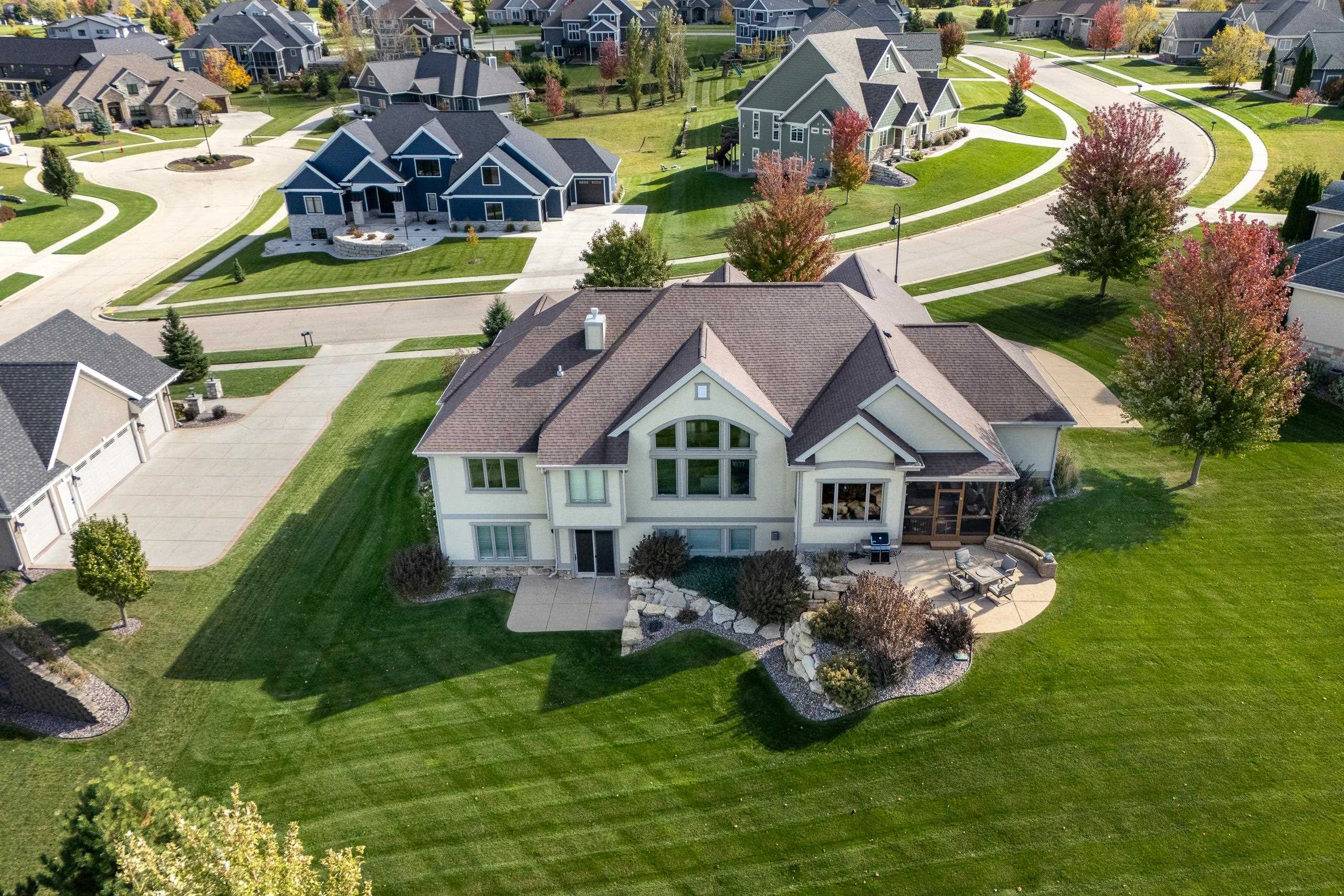 939 Carnoustie Way Oregon, WI 53575 - Photo 2 of 76