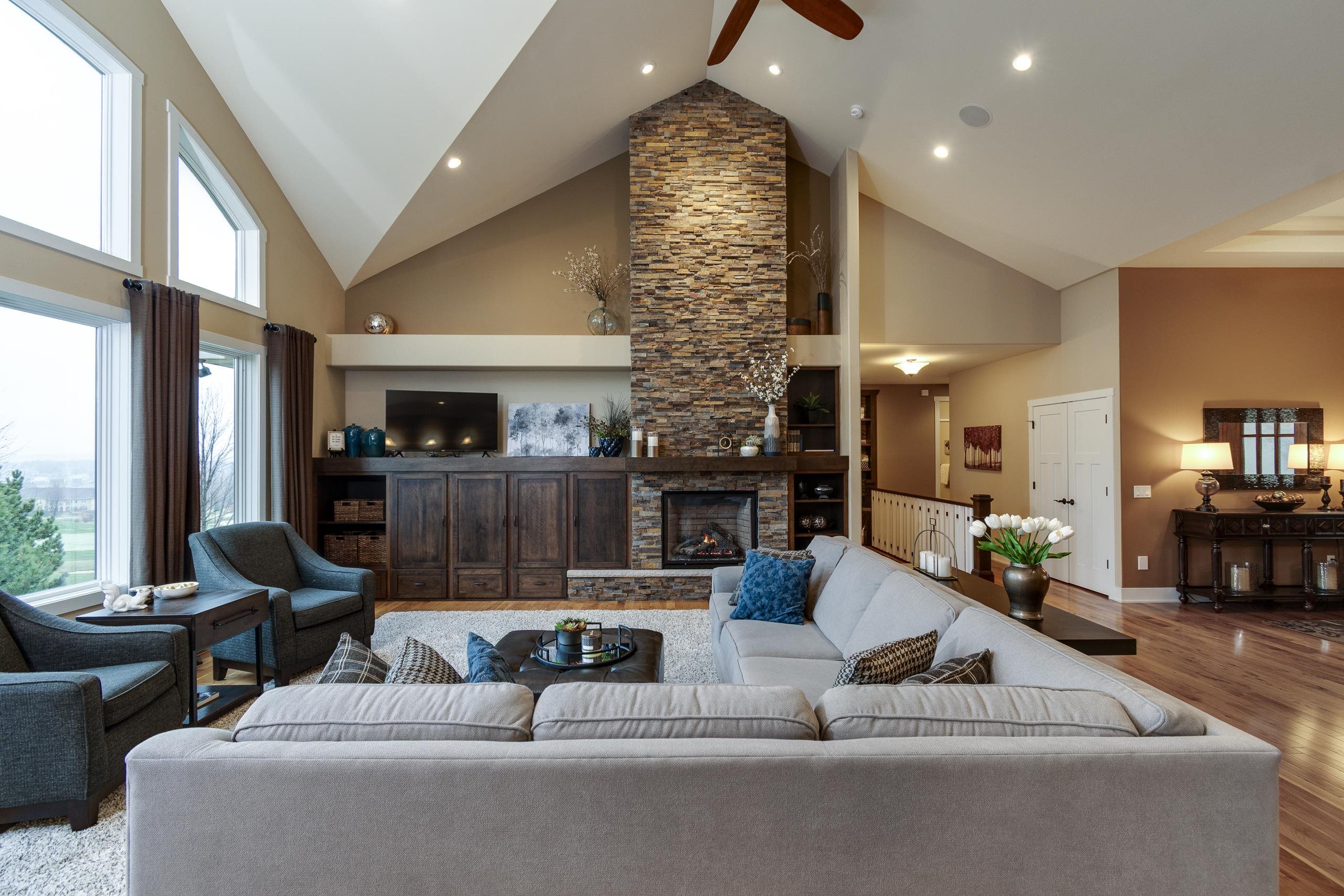 939 Carnoustie Way Oregon, WI 53575 - Photo 5 of 76
