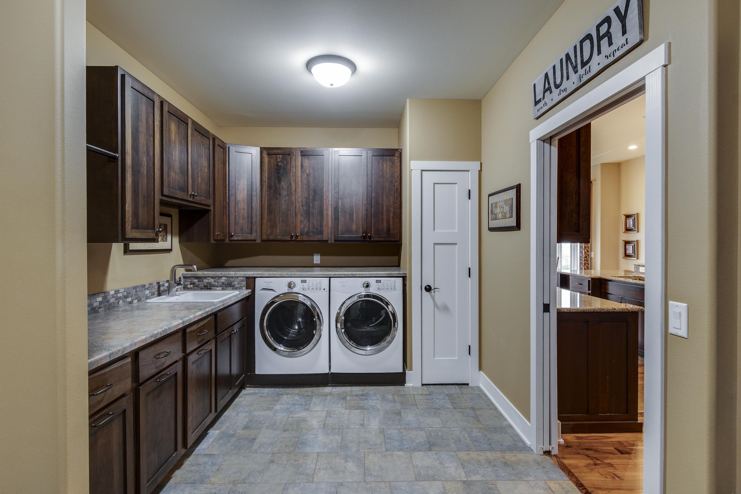 939 Carnoustie Way Oregon, WI 53575 - Photo 52 of 76