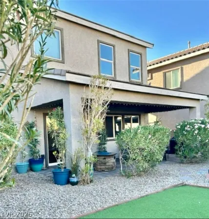 $2,600 | 372 Clown Creek Street, Henderson, NV 89014