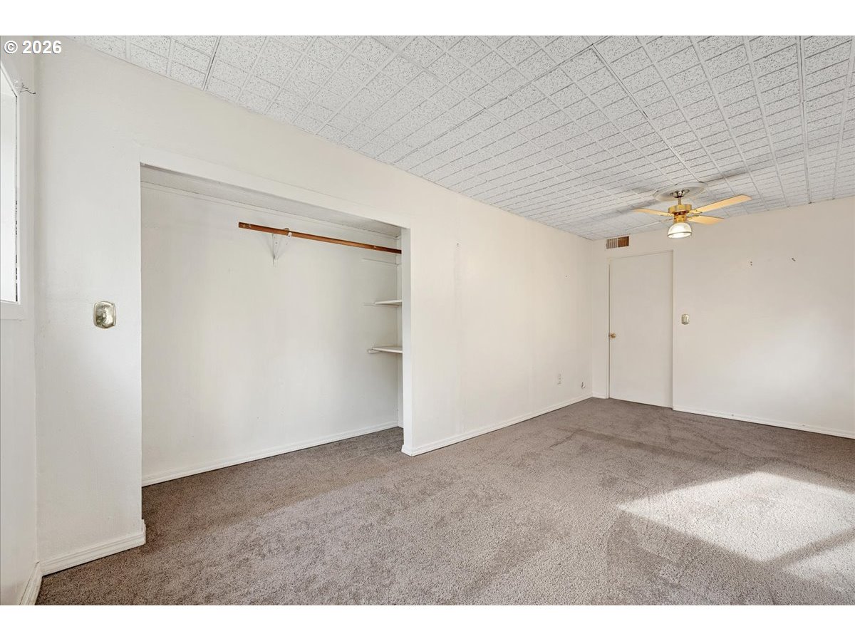 1401 South Water Street Silverton, OR 97381 - Photo 17 of 35