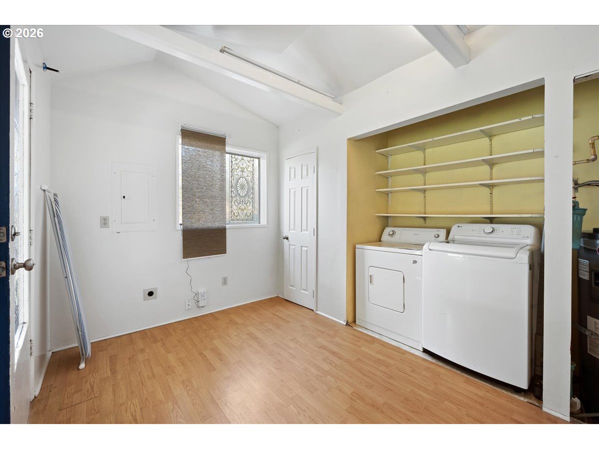 1401 South Water Street Silverton, OR 97381 - Photo 21 of 35