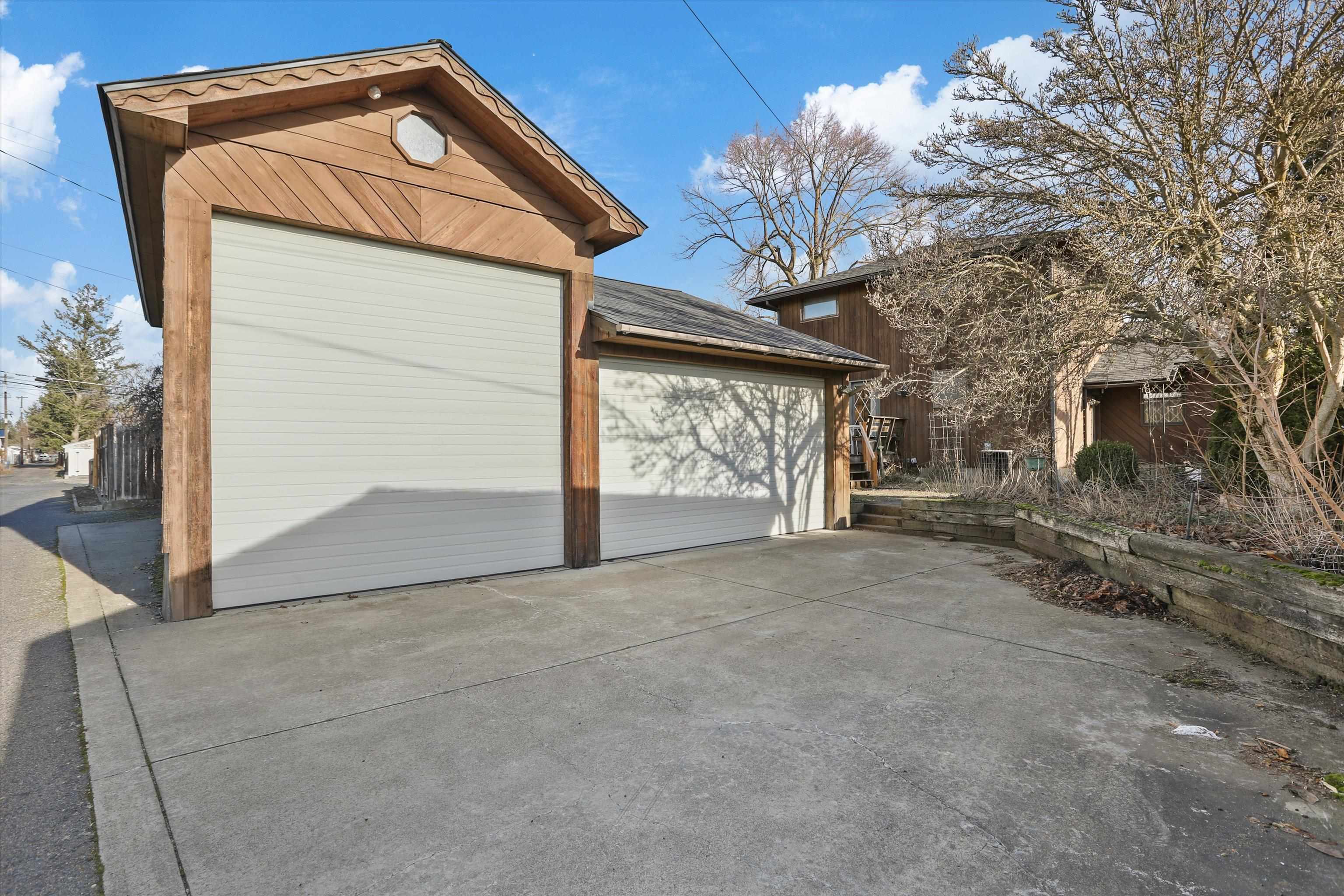 4415 North Rustle Street Spokane, WA 99205 - Photo 2 of 21 Gallery Image 2