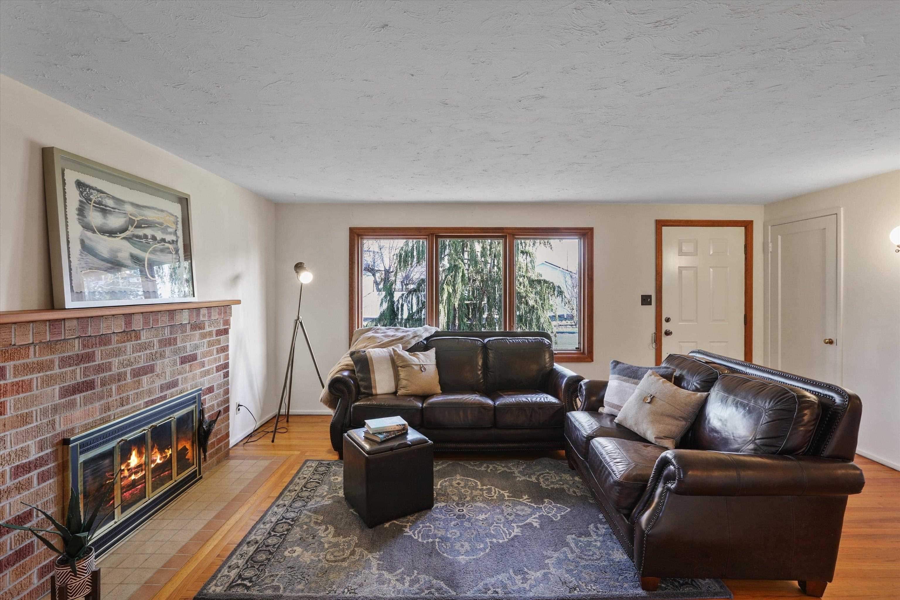 4415 North Rustle Street Spokane, WA 99205 - Photo 3 of 21 Gallery Image 3