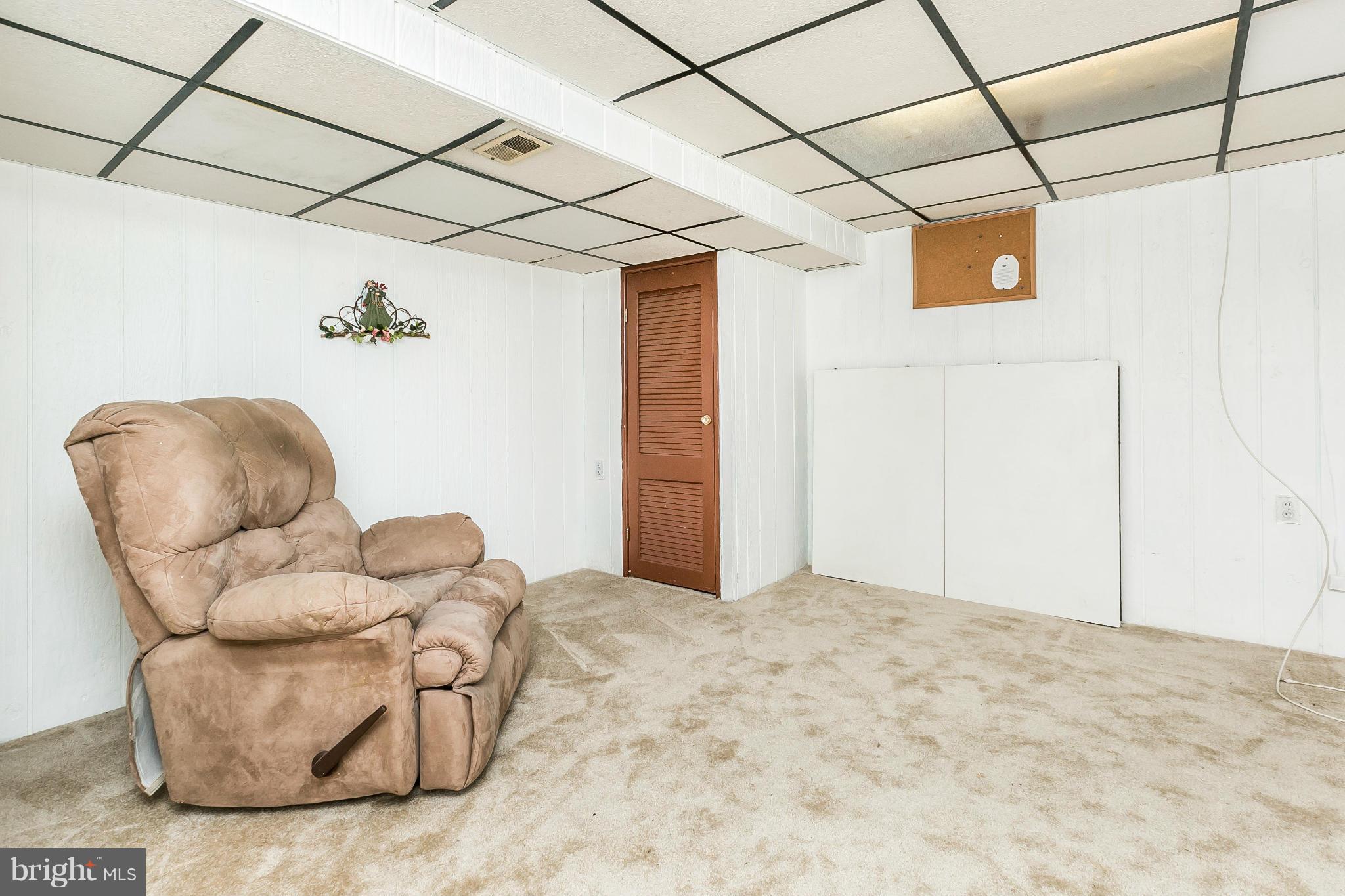 428 Trappe Road Baltimore, MD 21222 - Photo 23 of 30 a view of small furniture