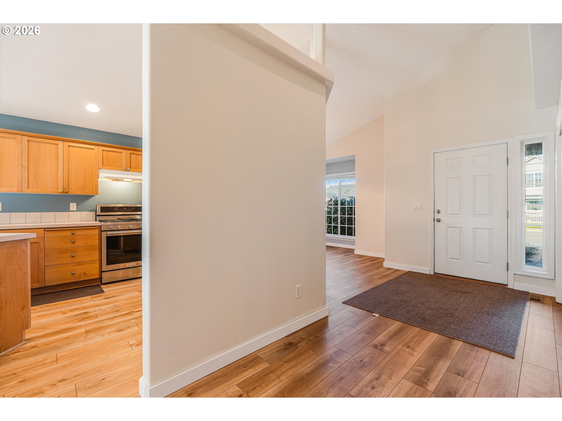 1407 Southeast 7th Avenue Canby, OR 97013 - Photo 5 of 31 a view interior of the house and kitchen view